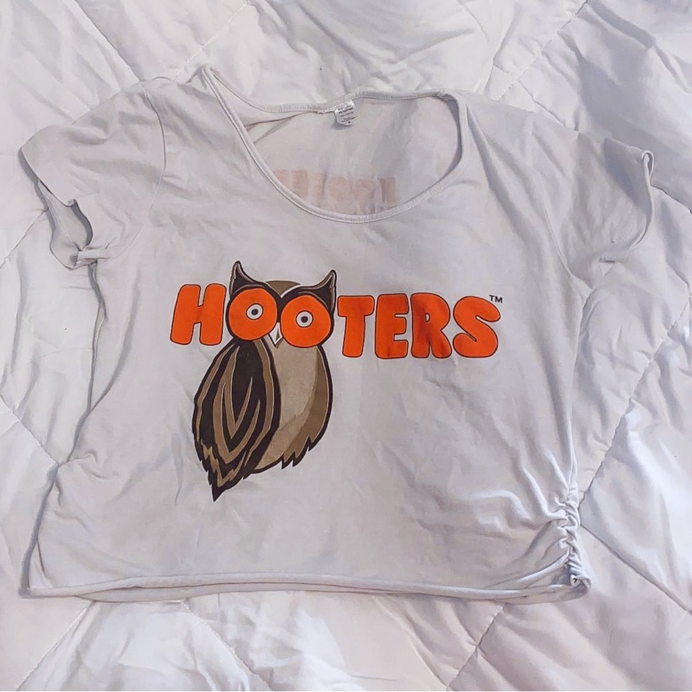 Hooters T-Shirt